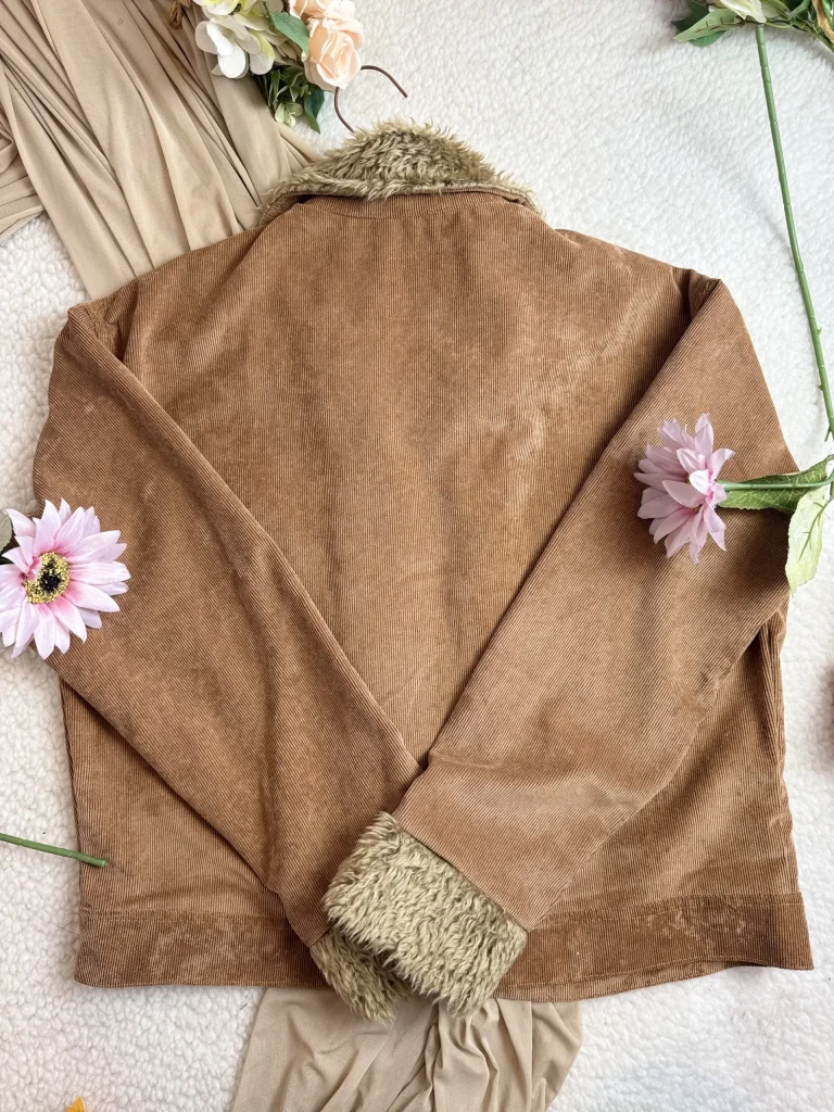 chaqueta-de-corte-en-pana_